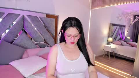 Astrid  online show from April 15, 2:51 am