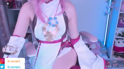Snapshot of asuka_langleysoryu chatting on September 17, 7:26 pm Bonnie online show from September 17, 7:26 pm