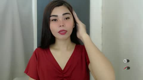 Snapshot of asuna_charming chatting on January 16, 6:03 am asuna_charming online show from January 16, 6:03 am