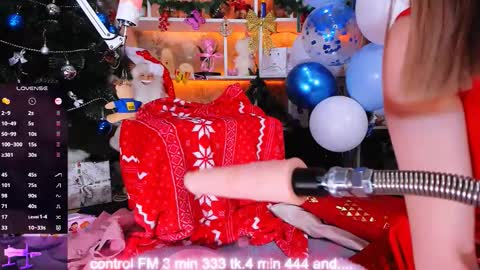 Snapshot of asya_sweet_ chatting on December 19, 2:24 pm Anastasia online show from December 19, 2:24 pm