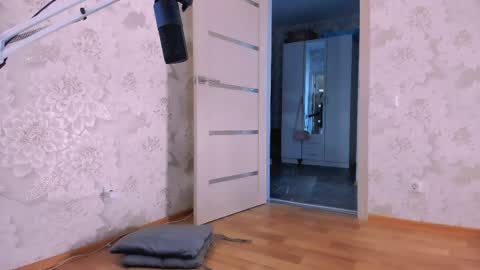 Snapshot of asya_sweet_ chatting on April 18, 6:39 am Anastasia online show from April 18, 6:39 am