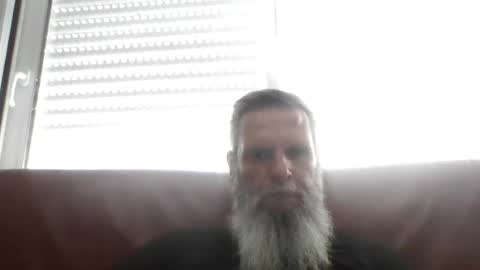 Snapshot of atatanka chatting on August 7, 10:28 am atatanka online show from August 7, 10:28 am