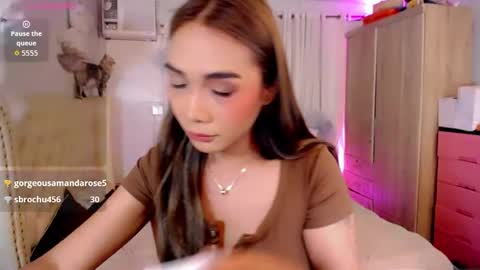 Snapshot of ate_sam chatting on April 19, 6:10 pm Sam online show from April 19, 6:10 pm