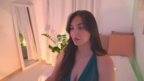 Snapshot of atena676 chatting on February 3, 2:53 am atena676 online show from February 3, 2:53 am