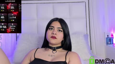 Athena online show from December 4, 9:02 pm