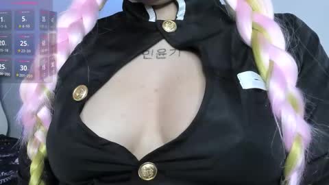 Athena online show from October 8, 7:55 pm