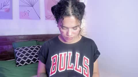 Snapshot of atenajb chatting on January 19, 8:51 am ATENA online show from January 19, 8:51 am