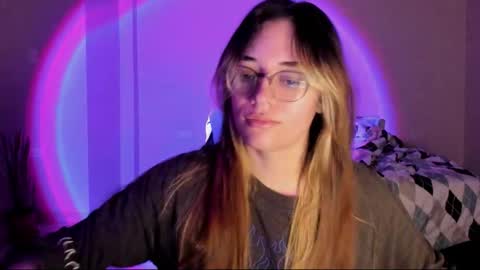 atenas online show from November 18, 9:36 am