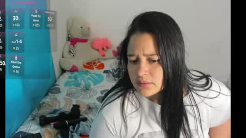 Snapshot of atenea_19_ chatting on June 24, 11:09 am atenea_19_ online show from June 24, 11:09 am