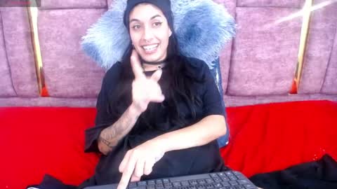 Snapshot of atenea_420 chatting on May 12, 8:55 am COLOMBIA online show from May 12, 8:55 am