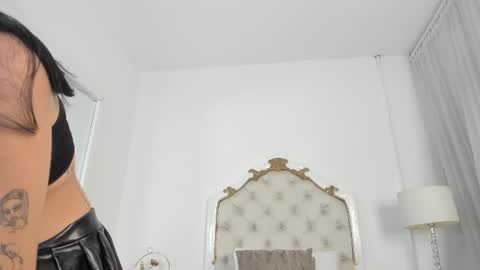 Snapshot of atenea_lux chatting on June 15, 2:58 am atenea lux online show from June 15, 2:58 am