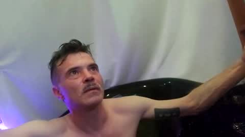 jonnyandrew online show from October 21, 7:14 pm