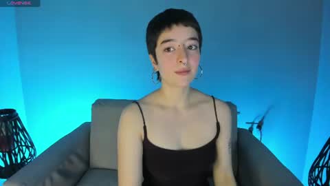 Snapshot of atheena__ chatting on June 15, 1:46 pm Athenea online show from June 15, 1:46 pm