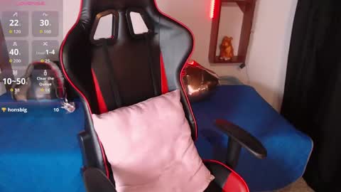 Snapshot of athena_snaw chatting on April 30, 8:26 pm athena_snaw online show from April 30, 8:26 pm