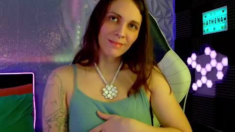 Snapshot of athenaautumn chatting on February 28, 3:15 am Athena Autumn online show from February 28, 3:15 am