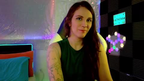 Snapshot of athenaautumn chatting on March 7, 3:08 am Athena Autumn online show from March 7, 3:08 am