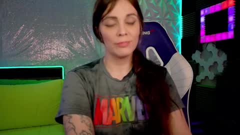 Snapshot of athenaautumn chatting on October 22, 9:09 am Athena Autumn online show from October 22, 9:09 am