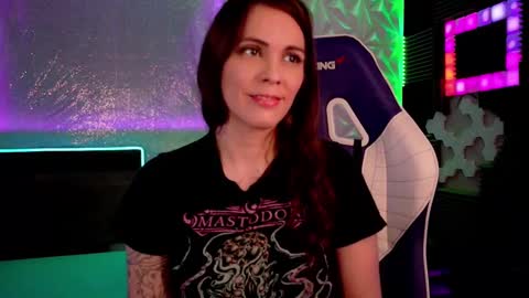 Snapshot of athenaautumn chatting on November 5, 10:04 am Athena Autumn online show from November 5, 10:04 am