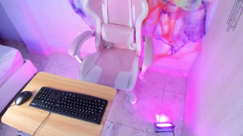 athenea__fox online show from October 29, 11:56 am