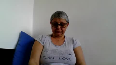 atikaarea online show from May 12, 11:40 am