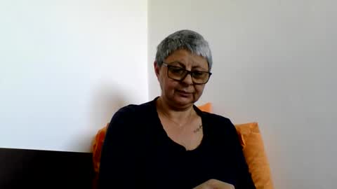 atikaarea online show from May 19, 1:39 pm