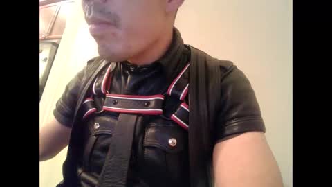 Atlleather1 online show from May 13, 4:54 am