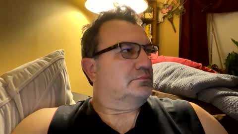 Snapshot of atozzzz chatting on October 26, 4:40 am atozzzz online show from October 26, 4:40 am