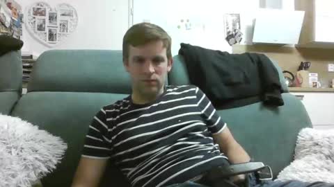 Snapshot of attom88 chatting on March 8, 12:00 am SomeFun online show from March 8, 12:00 am