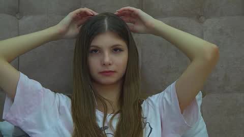 Audrey online show from February 8, 5:39 pm