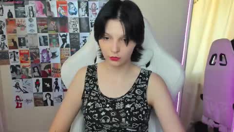 Snapshot of audreyykim chatting on September 19, 8:38 am Audrey online show from September 19, 8:38 am