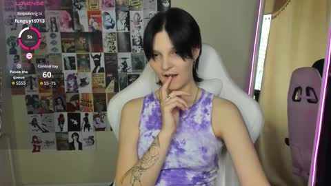 Snapshot of audreyykim chatting on October 5, 9:51 am Audrey online show from October 5, 9:51 am