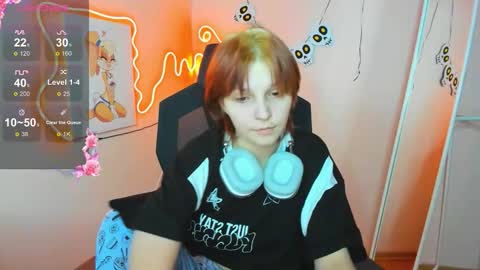 Snapshot of audreyykim chatting on November 23, 10:04 am Audrey online show from November 23, 10:04 am