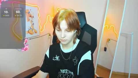 Snapshot of audreyykim chatting on November 25, 8:03 am Audrey online show from November 25, 8:03 am