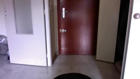 Snapshot of auguste688483 chatting on January 14, 9:59 am auguste688483 online show from January 14, 9:59 am