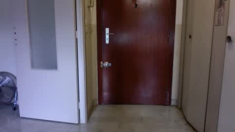 Snapshot of auguste688483 chatting on March 15, 9:48 am auguste688483 online show from March 15, 9:48 am