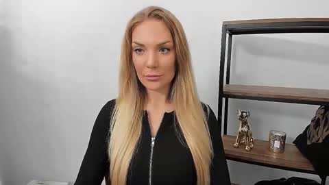 AulloraSensual online show from March 28, 6:13 am