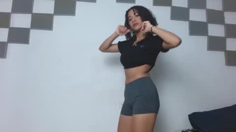 Aura online show from September 13, 9:47 pm