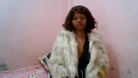 Snapshot of aurelia107 chatting on July 5, 3:45 am aurelia107 online show from July 5, 3:45 am