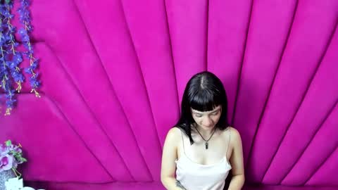 aurora online show from December 6, 6:39 pm