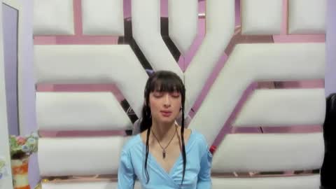 aurora online show from January 24, 10:51 pm