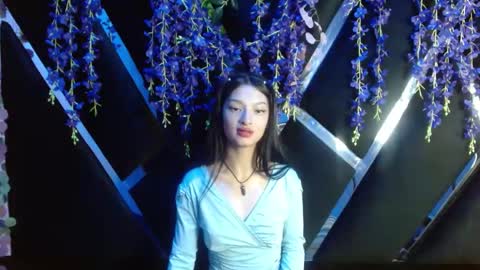 aurora online show from September 12, 5:57 pm