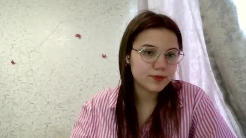 Snapshot of aurora_breeze chatting on April 20, 11:02 am Kiara Xanthe online show from April 20, 11:02 am