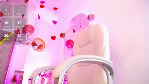 Aurora online show from February 25, 10:37 am