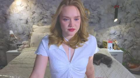 Kate online show from April 1, 1:06 am