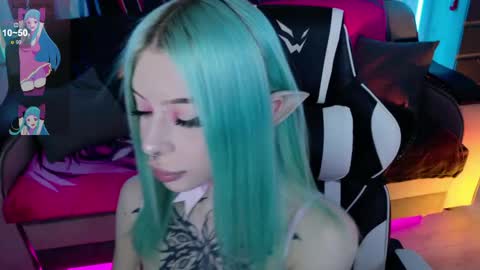 AURORA NATSUKI online show from April 8, 10:59 am