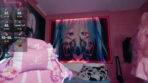 Snapshot of aurora_radiance chatting on September 11, 8:36 am Serena online show from September 11, 8:36 am