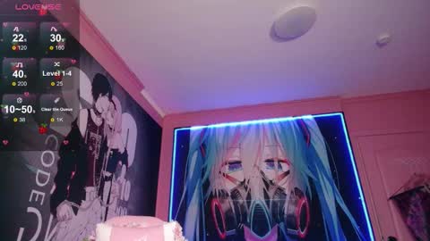 Snapshot of aurora_radiance chatting on September 25, 8:18 am Serena online show from September 25, 8:18 am