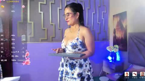 aurora online show from January 9, 8:54 pm