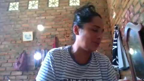 Snapshot of auroraangels1 chatting on May 14, 2:02 pm auroraangels1 online show from May 14, 2:02 pm