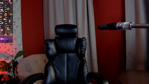 Aurora online show from December 25, 6:52 am